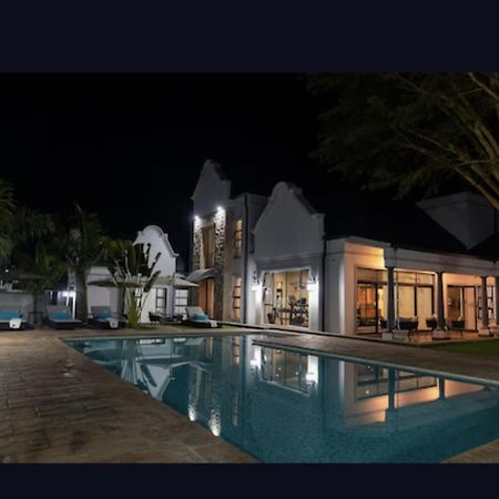 הארארה Ezulwini Villa Hotel מראה חיצוני תמונה
