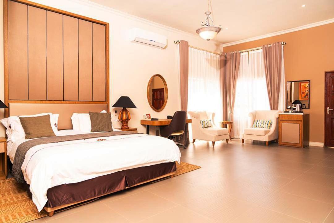 הארארה Ezulwini Villa Hotel מראה חיצוני תמונה
