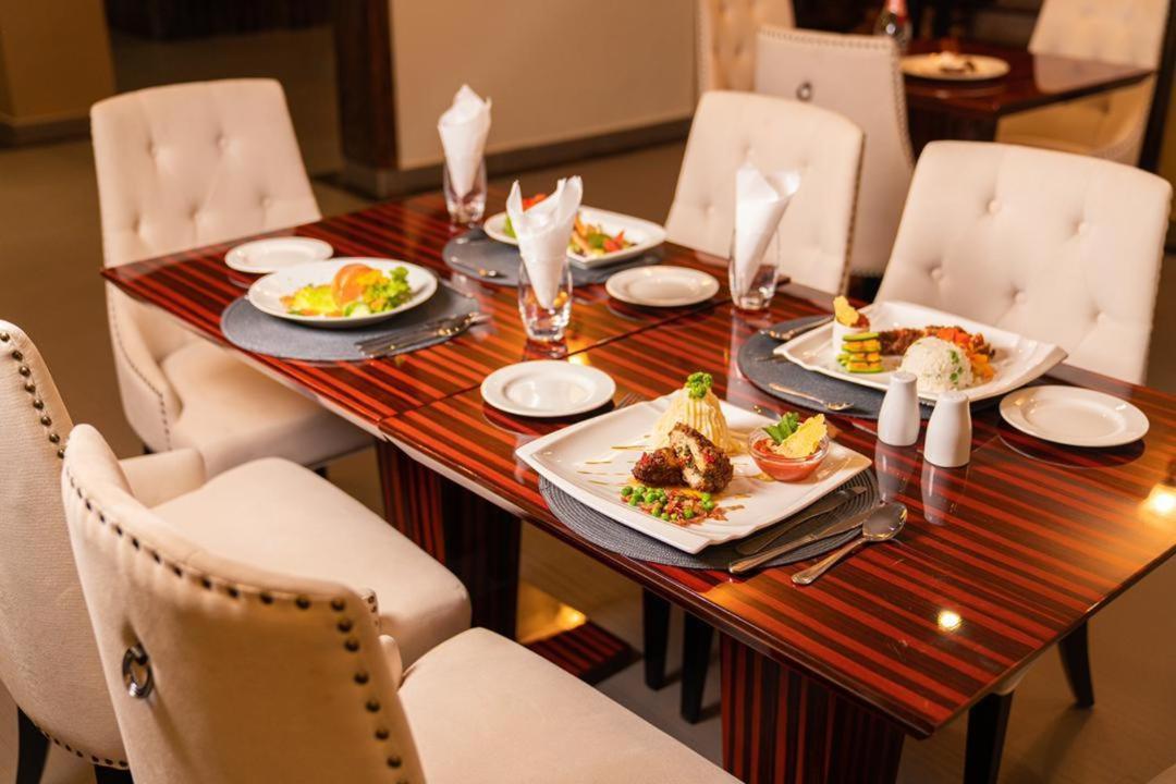 הארארה Ezulwini Villa Hotel מראה חיצוני תמונה
